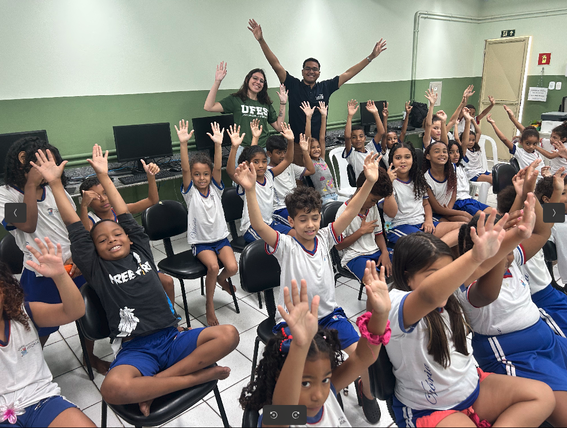 Apresentação na EMEF Irmã Jacinta Soares de Souza Lima