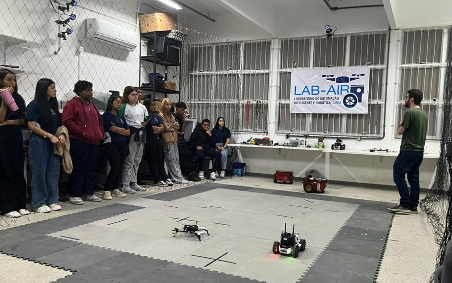 Visita da EEEFM Alzira Ramos