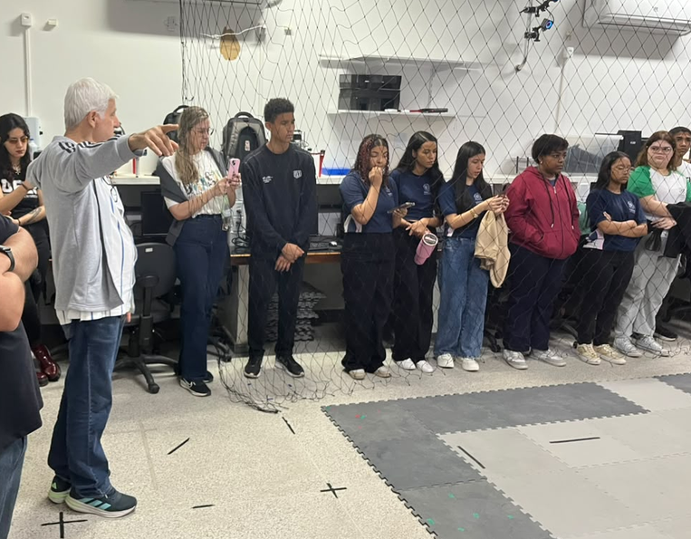 Visita da EEEFM Alzira Ramos
